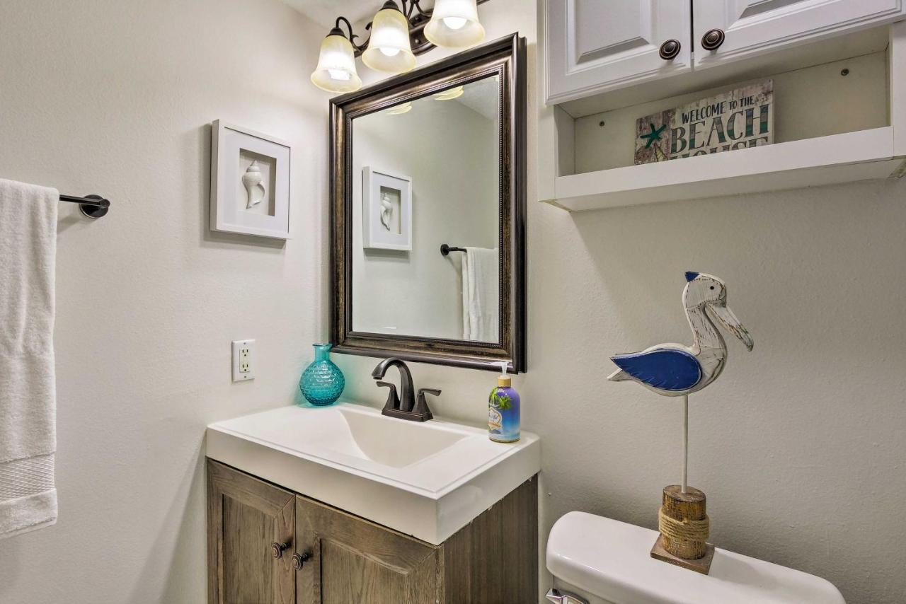 Snowbirds Retreat Walkable Destin Condo With View! 외부 사진